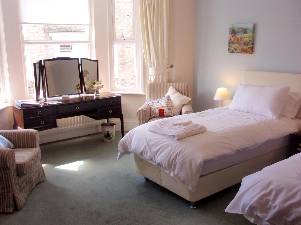 Weston House Bed & Breakfast Bampton  Rom bilde