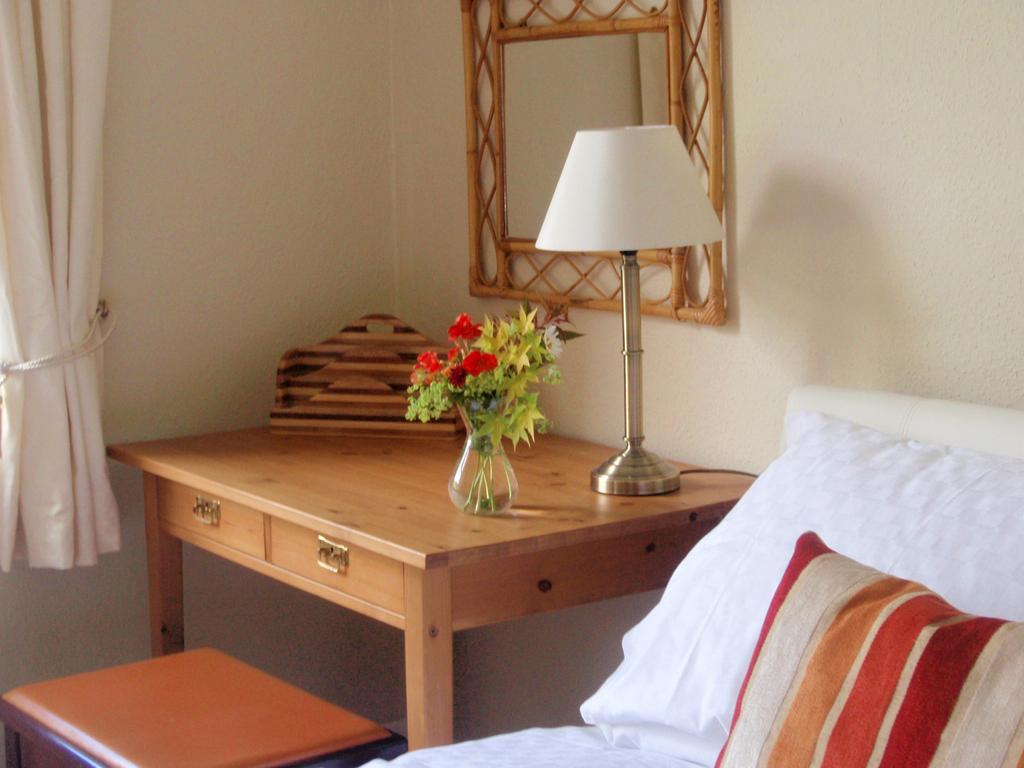 Weston House Bed & Breakfast Bampton  Rom bilde