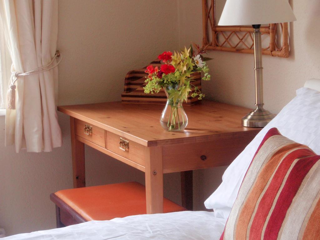 Weston House Bed & Breakfast Bampton  Rom bilde